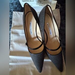 Manolo Blahnik BB 70 Grey Fabric Mary Jane Pump - NWT Sz 38.5